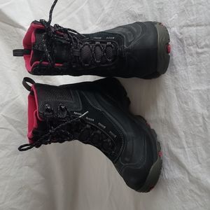 Columbia Women's techlite size 8 Techlite Waterproof Boots